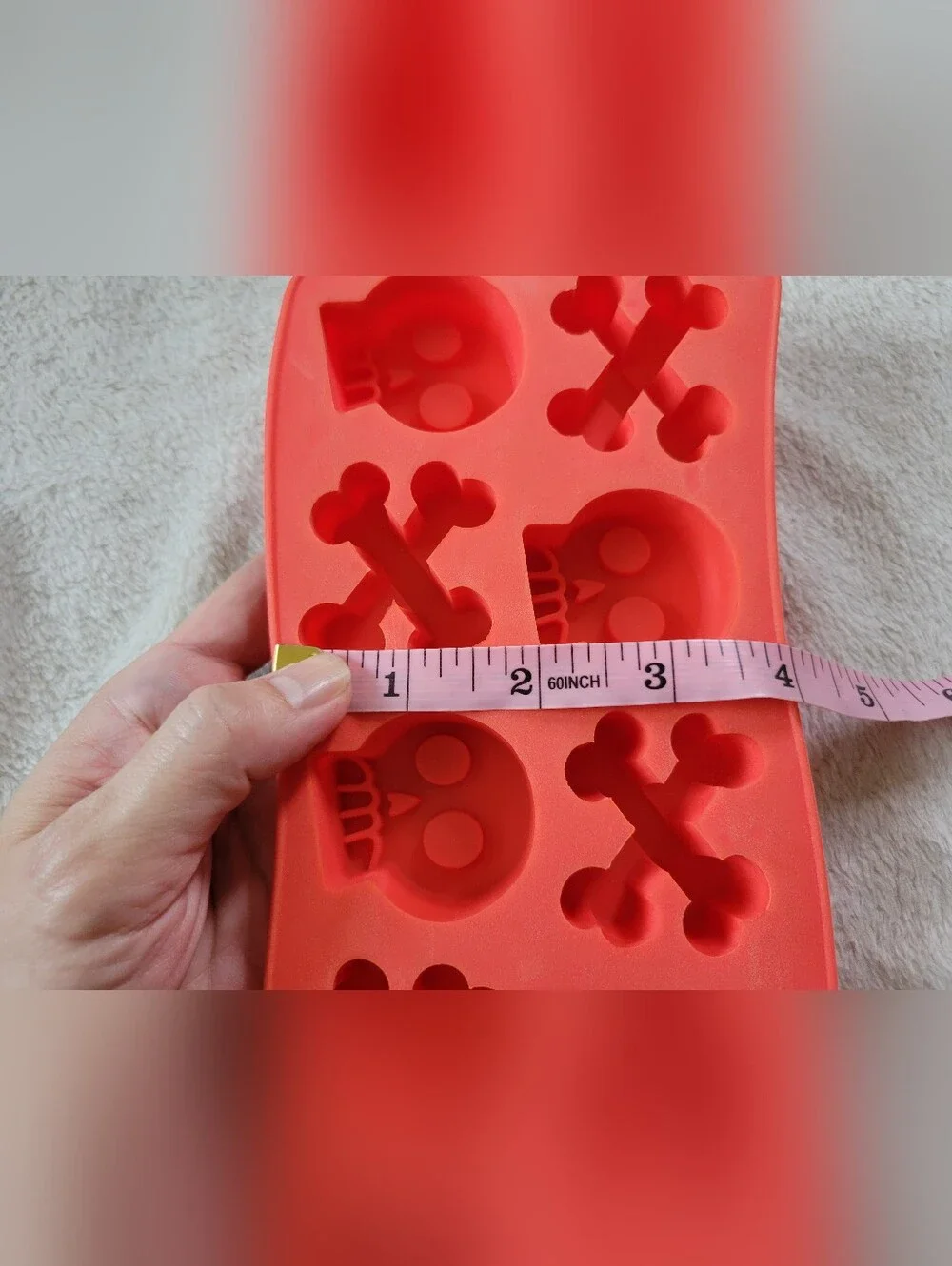 Ice Cannibal | LHS | NWT Red Skull & Crossbones Silicone Ice Tray Mold